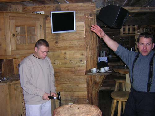 PIC082